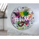 Ρολόι Τοίχου ArteLibre 'Love' Με Γκράφιτι Πολύχρωμο MDF Φ33.8x2cm - 1 τεμ. - Image 2