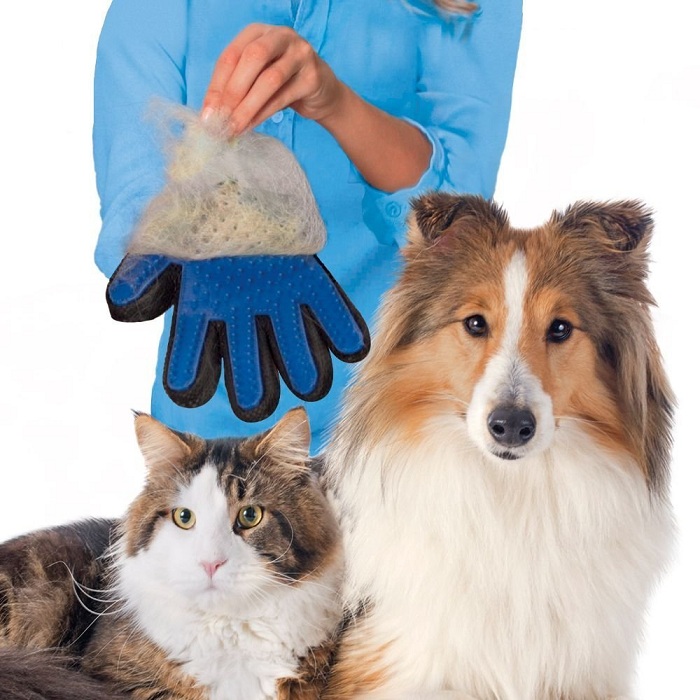 Deshedding___massage_pet_glove_True_Touch_www.allsales.gr_6mcg-3j Γάντι απομάκρυνσης τριχών & μασαζ OEM - Image 1