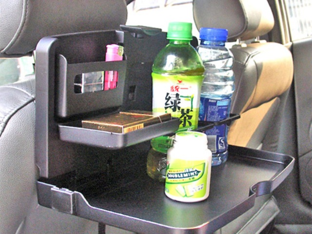 Folding_dining_table_and_cup_holder_car_seat1 Πτυσσόμενο τραπεζάκι φαγητού και ποτηροθήκη καθίσματος αυτοκίνητου 0306 OEM - Image 1